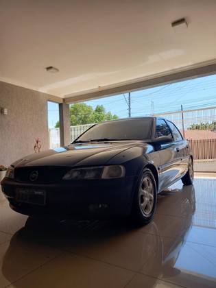 CHEVROLET VECTRA 2.0 MPFI GLS 8V GASOLINA 4P MANUAL